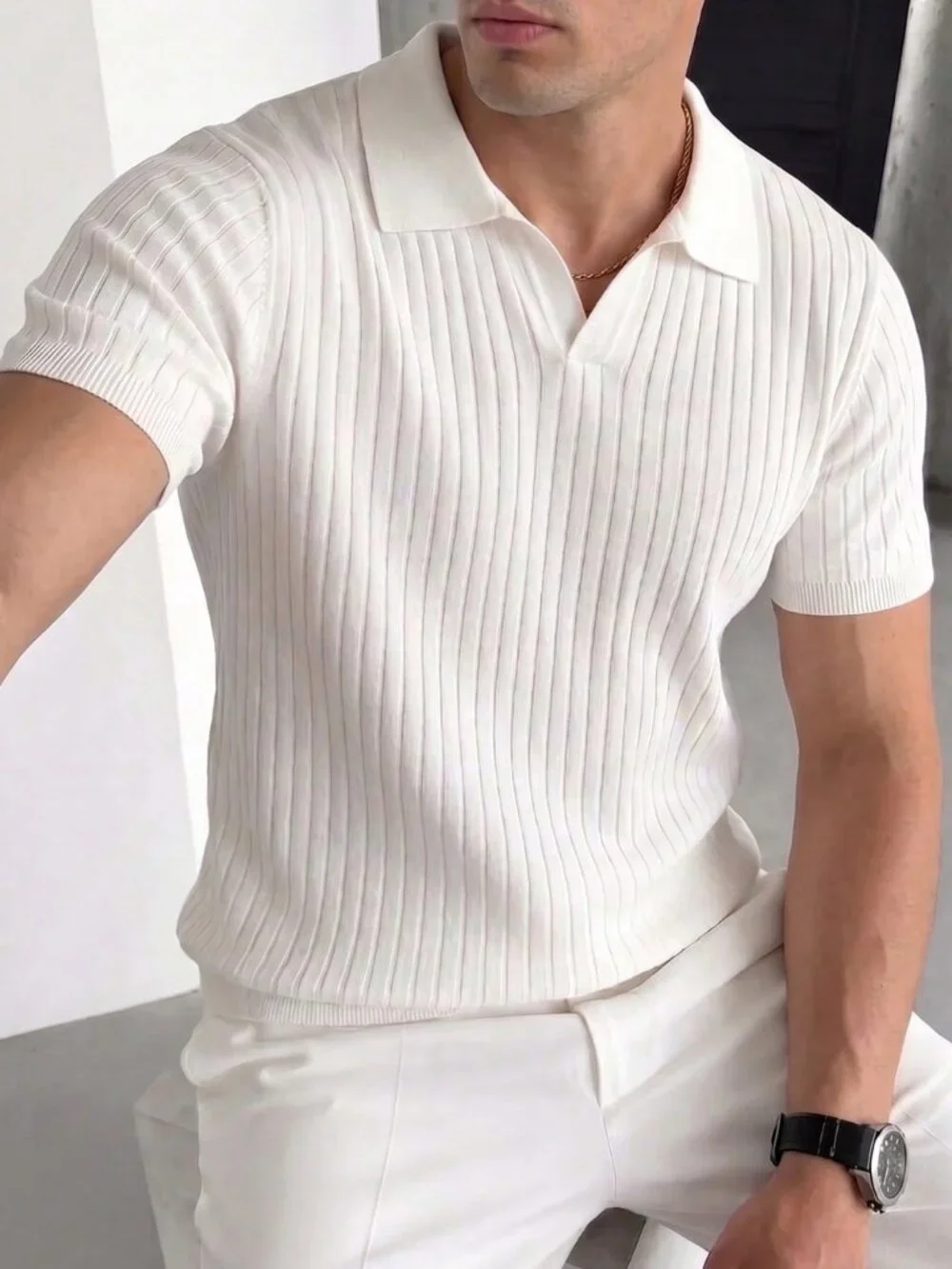 White Sports Men's Loose Rib-Knit Collar Short Sleeve Sweater